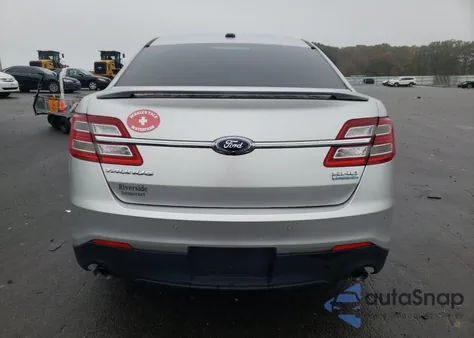 2015 Ford Taurus Sho z USA, uszkodzony, nr VIN 1FAHP2KT0FG191815